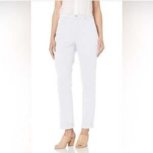 NWT Gloria Vanderbilt Women's Amanda Stretch Denim Jean White 14 (Average)